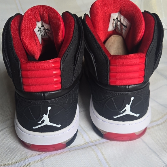 Jordan Ol' School Black & Red High Tops - Picture 6 of 15